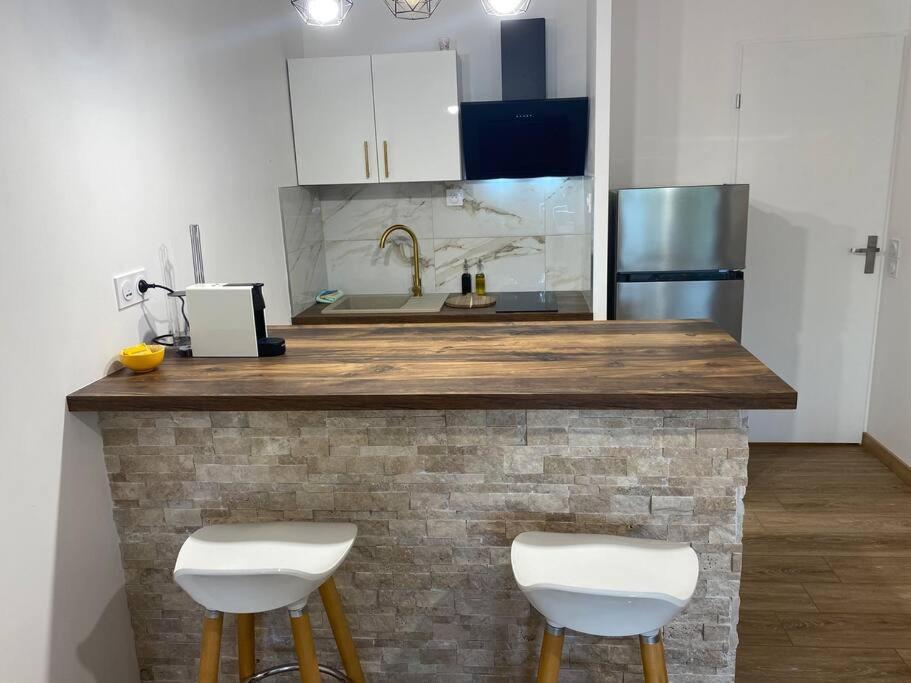 Appartement Residence Vacances Amandier Arles Exterior photo